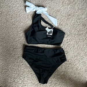 NWT Full Coverage 2-piece Swimsuit